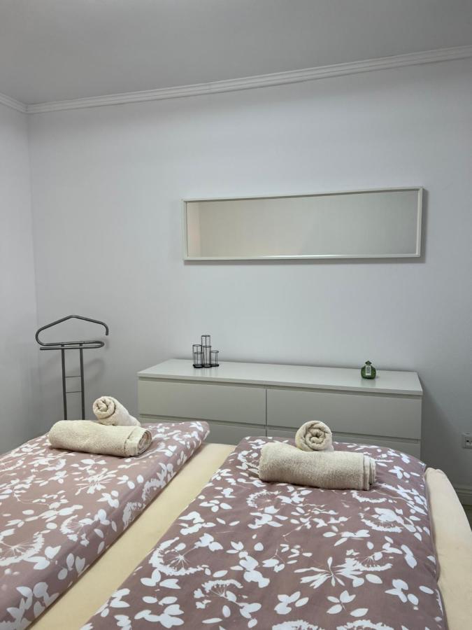 Apartmán Complex Rezidential Ana Caransebeş Exteriér fotografie